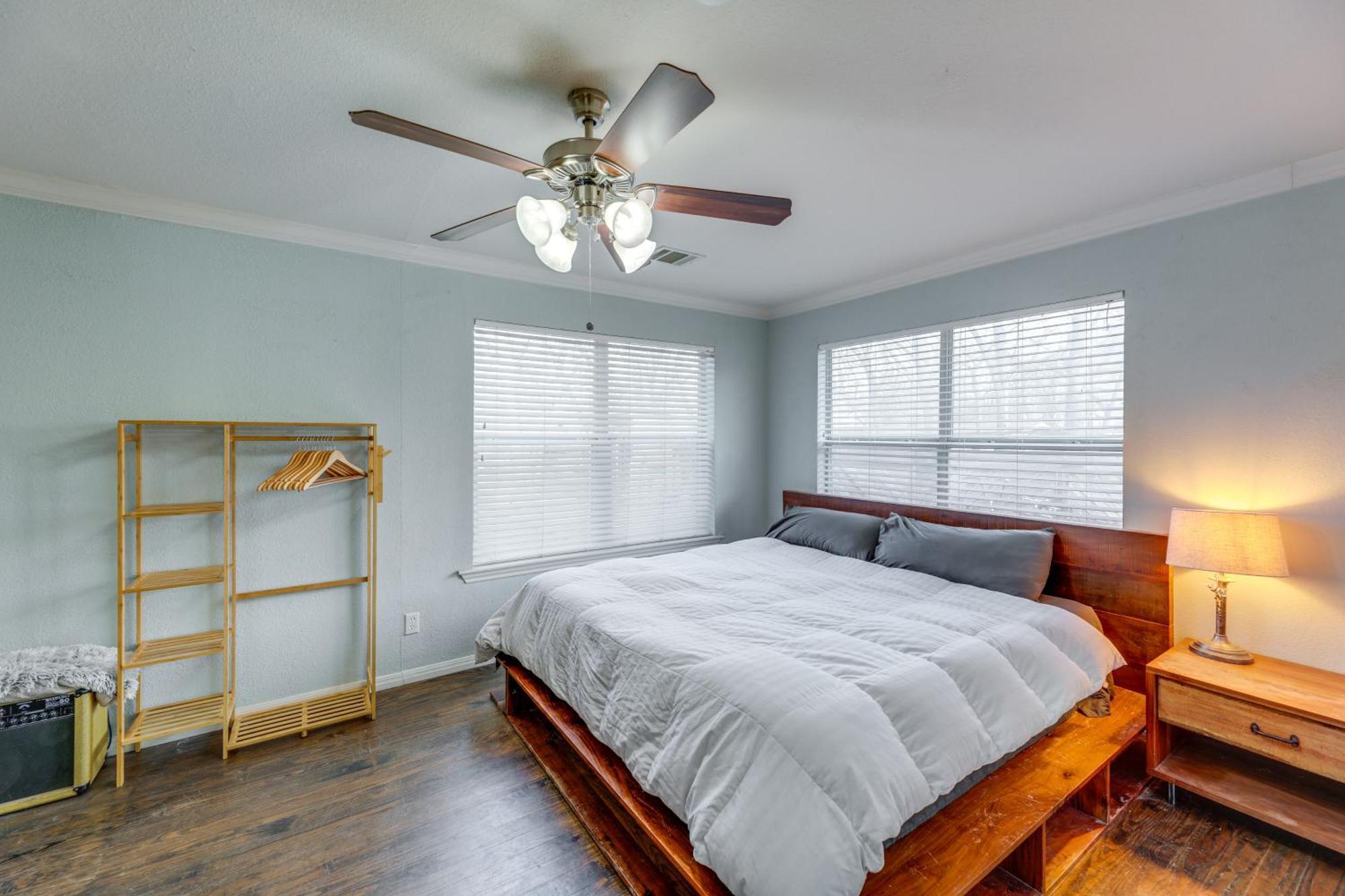 Pet-Friendly Austin Home With Private Yard And Deck! 외부 사진