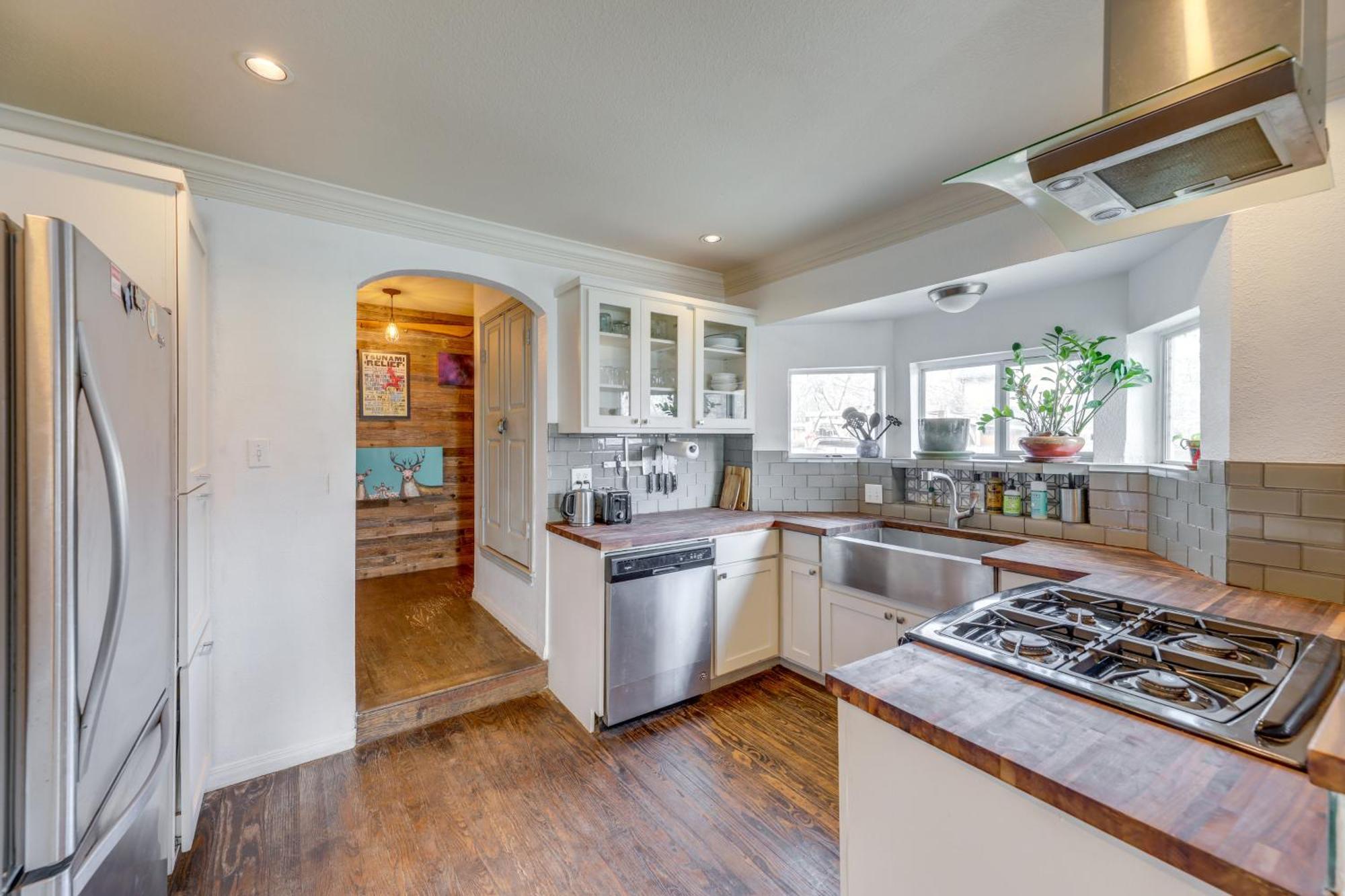 Pet-Friendly Austin Home With Private Yard And Deck! 외부 사진