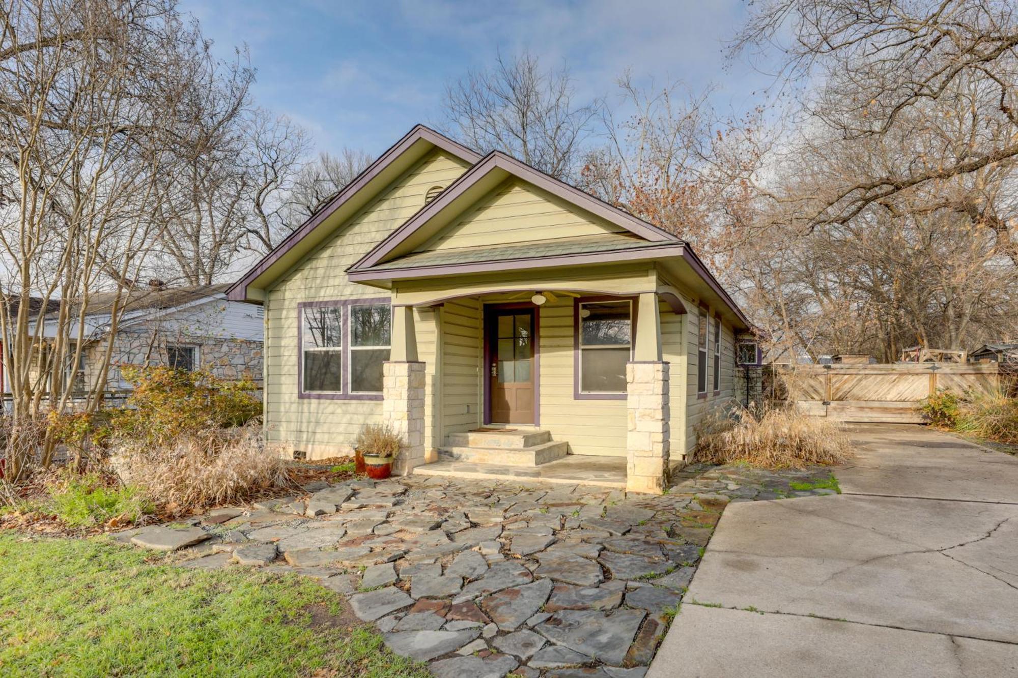 Pet-Friendly Austin Home With Private Yard And Deck! 외부 사진